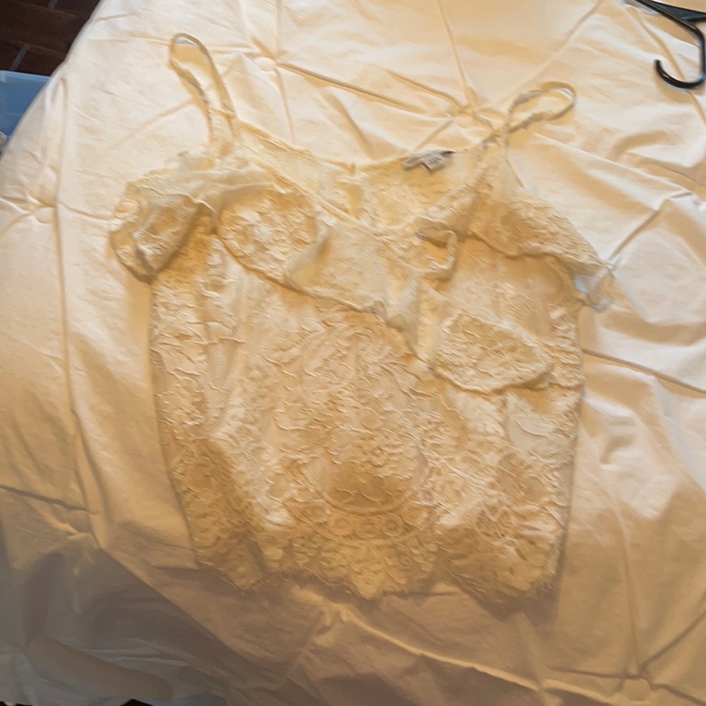 American eagle cream lace tank!